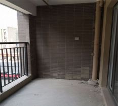 南山国际社区 3室2厅1卫 96m&sup2;