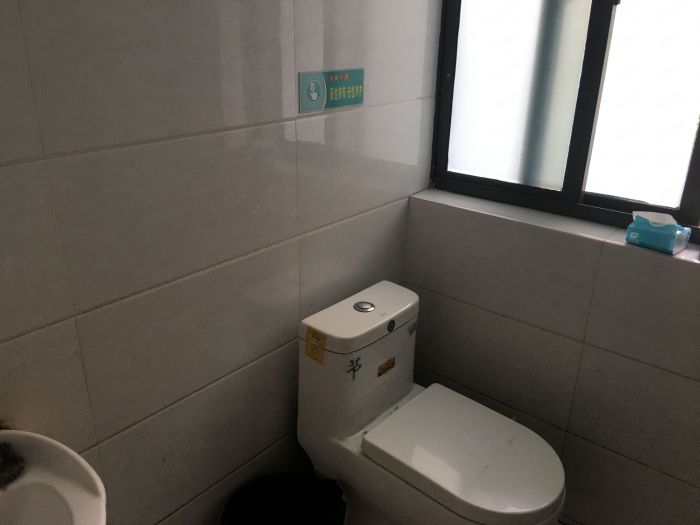 春晖花园 3室2厅2卫 134m&sup2;