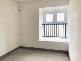 世茂九龙庭 3室2厅1卫 90m²
