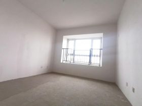 中南世纪花城三期 3室2厅1卫 146.00m&sup2;