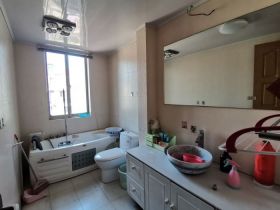 前景花苑 4室2厅2卫 141m&sup2;
