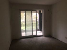 桐墅湾 3室2厅1卫 127m&sup2;