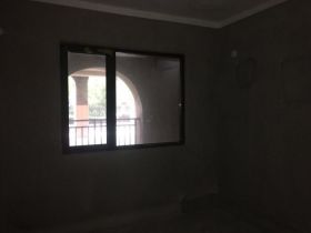 华强城 3室2厅1卫 108m&sup2;
