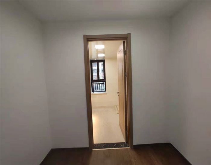 春风南岸东园 4室2厅3卫 215m&sup2;