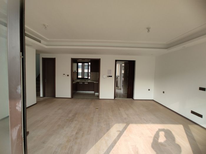 春风南岸西园 4室3厅3卫 167m&sup2;