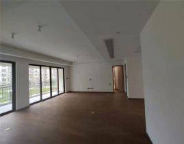 春风南岸东园 4室2厅3卫 215m&sup2;