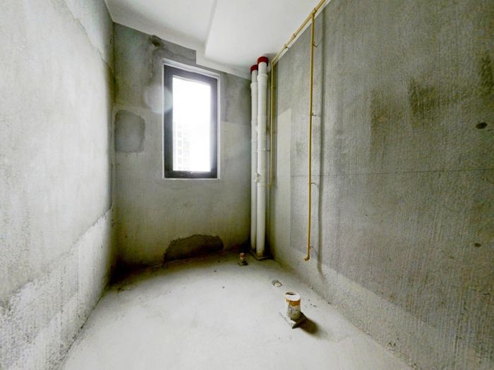 绿地新里城 3室1厅1卫 105m&sup2;