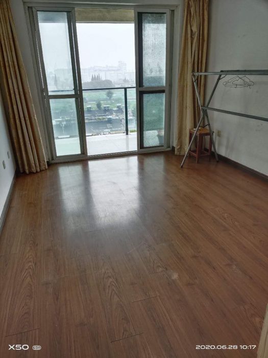 北岸华庭 3室2厅2卫 147m&sup2;