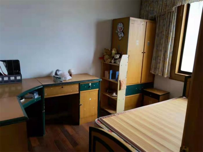 华能大厦 3室1厅1卫 82m&sup2;