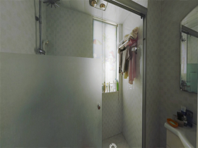 凤凰莱茵苑 5室2厅2卫 185m&sup2;