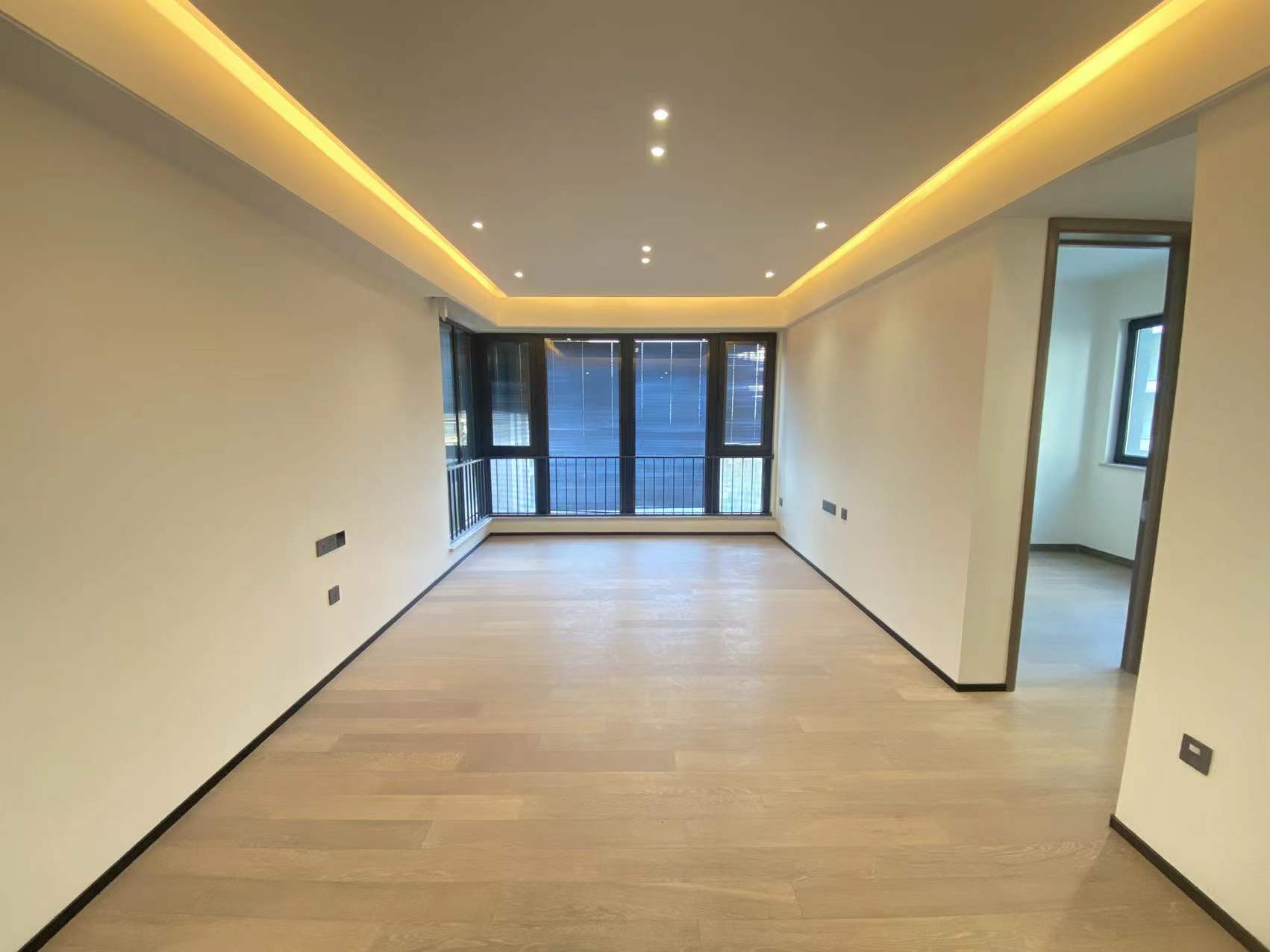 万科翡翠公园 3室2厅2卫 116m&sup2;