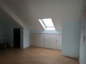 越江新村 3室1厅1卫 138m&sup2;