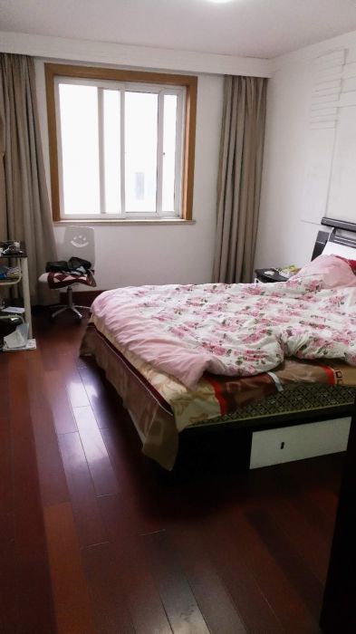 城南小苑 4室2厅2卫 202m&sup2;