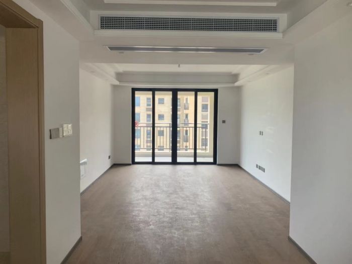 春风南岸东园 4室2厅2卫 136m&sup2;