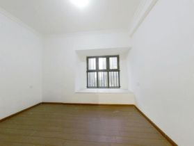 碧桂园时代悦城 5室2厅3卫 270m&sup2;