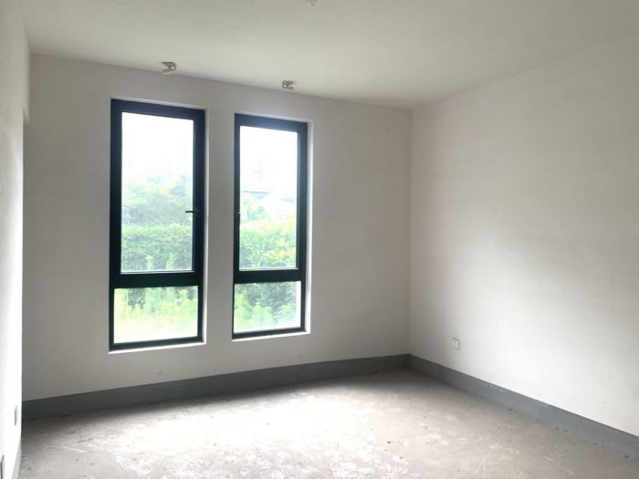 山水壹号 5室3厅4卫 359.00m&sup2;