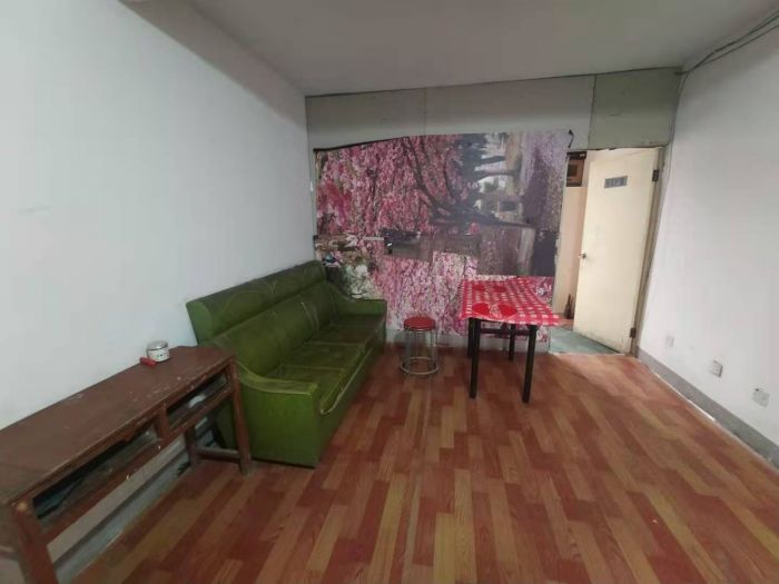 秦灶新村 2室1厅1卫 75m&sup2;