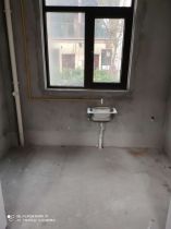 绿地新里城 4室2厅2卫 140m&sup2;