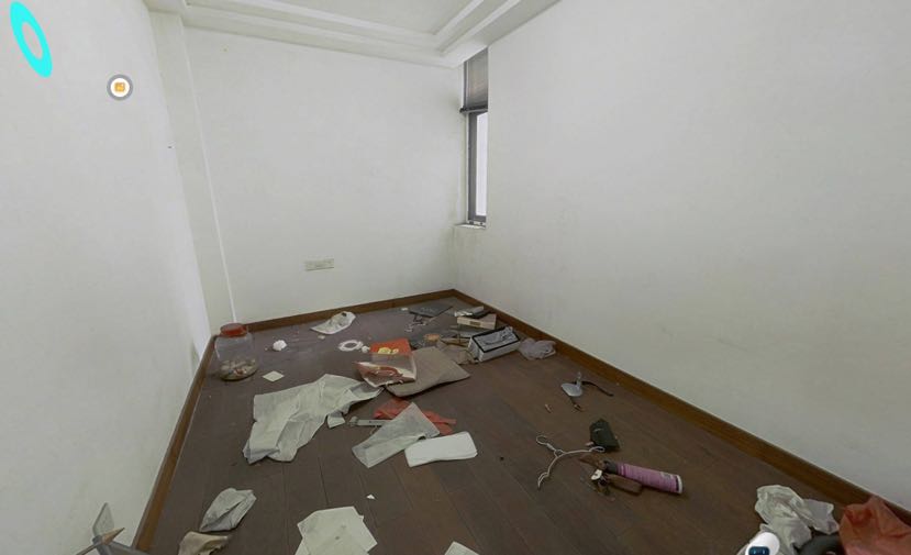 鸿运城市花苑 3室2厅2卫 215.83m&sup2;
