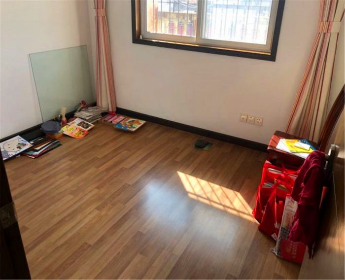 中南俪园 3室1厅1卫 130m&sup2;