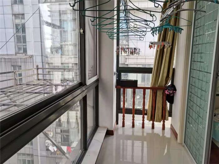 太阳鑫城 3室2厅2卫 92.61m&sup2;