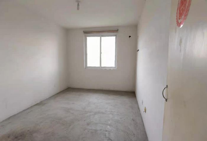 城山花园 2室1厅1卫 77.1m&sup2;