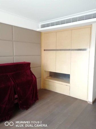 天安花园 4室2厅1卫 235.86m&sup2;