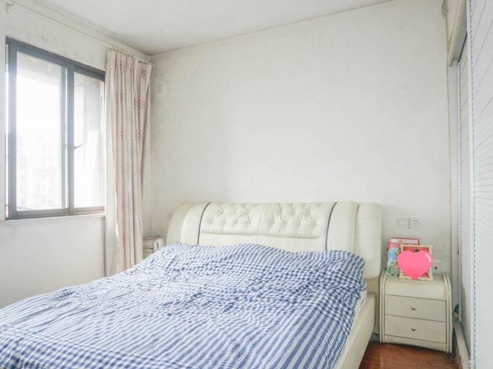 帝奥世伦名郡 2室2厅1卫 93.00m&sup2;