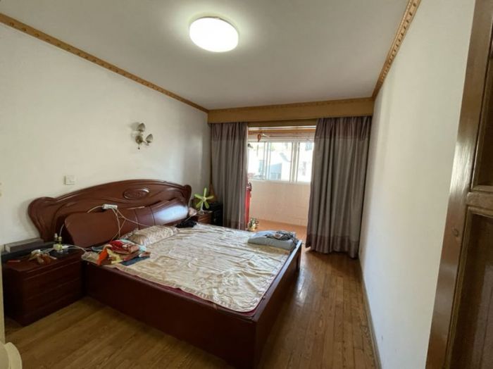 新桥新村 2室1厅1卫 64m&sup2;