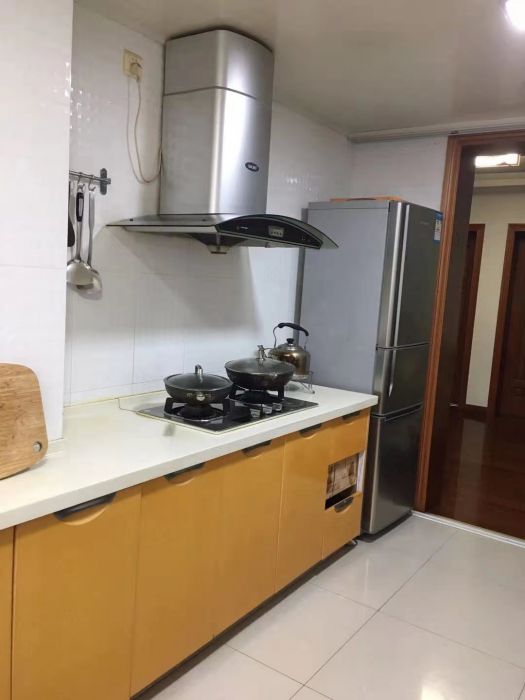 外滩小区 4室2厅2卫 130.00m&sup2;