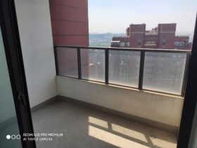 万濠星城 5室2厅2卫 200m&sup2;