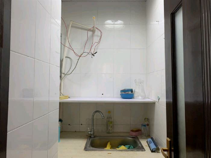 名都广场 1室1厅1卫 98m&sup2;