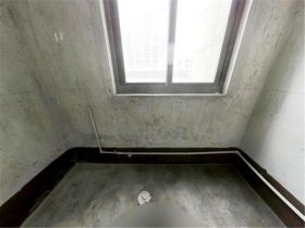 皇家花园北区 3室2厅2卫 141m&sup2;