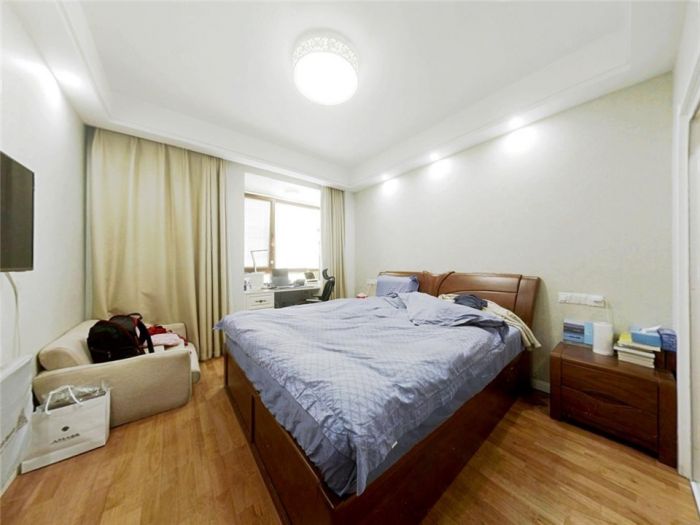 吴中豪景华庭 3室2厅1卫 138m&sup2;