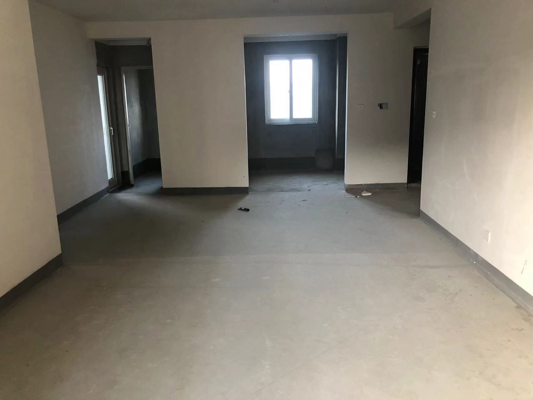 新城香溢紫郡 4室2厅2卫 142.00m&sup2;