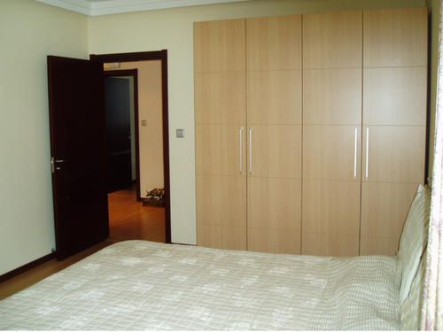 金辉花园 4室2厅2卫 142.00m&sup2;