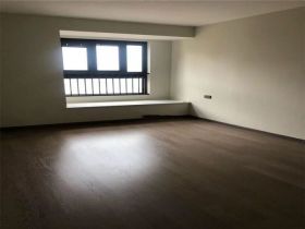 万科有湖（翡翠心湖） 3室2厅2卫 128m&sup2;