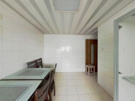 外滩小区 3室2厅1卫 125m&sup2;