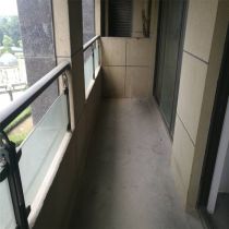 银洲&middot;皇家花园 2室2厅1卫 111.00m&sup2;