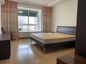 长航地中海花园 3室1厅1卫 110m²