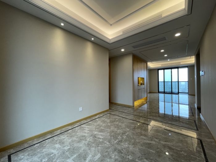 绿城蘭园 4室2厅2卫 143m&sup2;