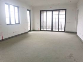 南通壹城水清木华 4室2厅2卫 240m&sup2;