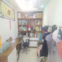 前景花苑 3室2厅1卫 131.59m&sup2;