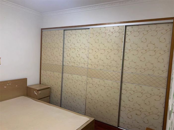 万通城 2室2厅1卫 96m&sup2;
