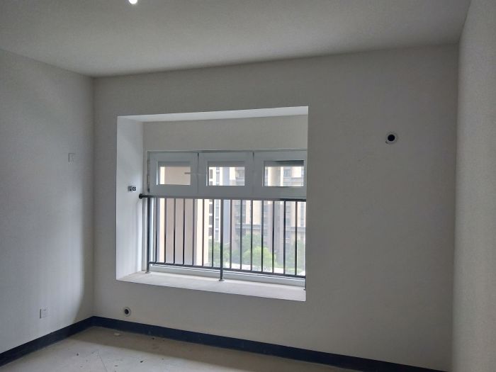 南山国际社区 3室2厅2卫 130m&sup2;