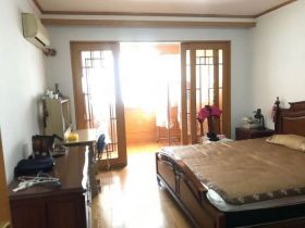 黎明花园 4室2厅2卫 182.56m&sup2;