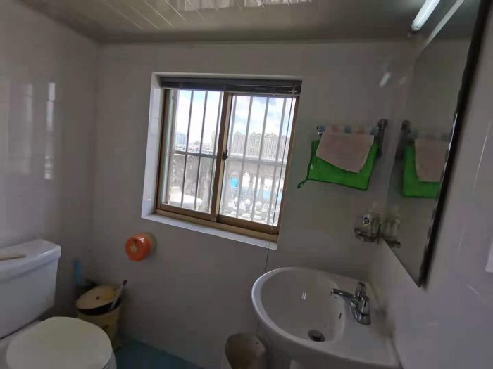 天都花苑 6室3厅3卫 230m&sup2;