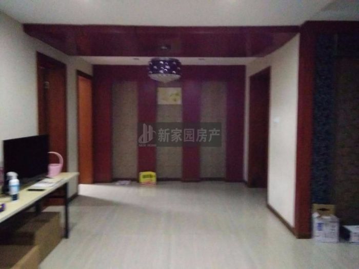 富贵北园 3室2厅1卫 125m&sup2;