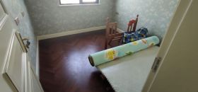 中海铂樾府 4室2厅2卫 175m&sup2;