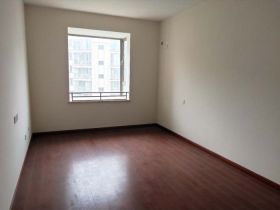 优山美地花园 3室2厅2卫 139m&sup2;